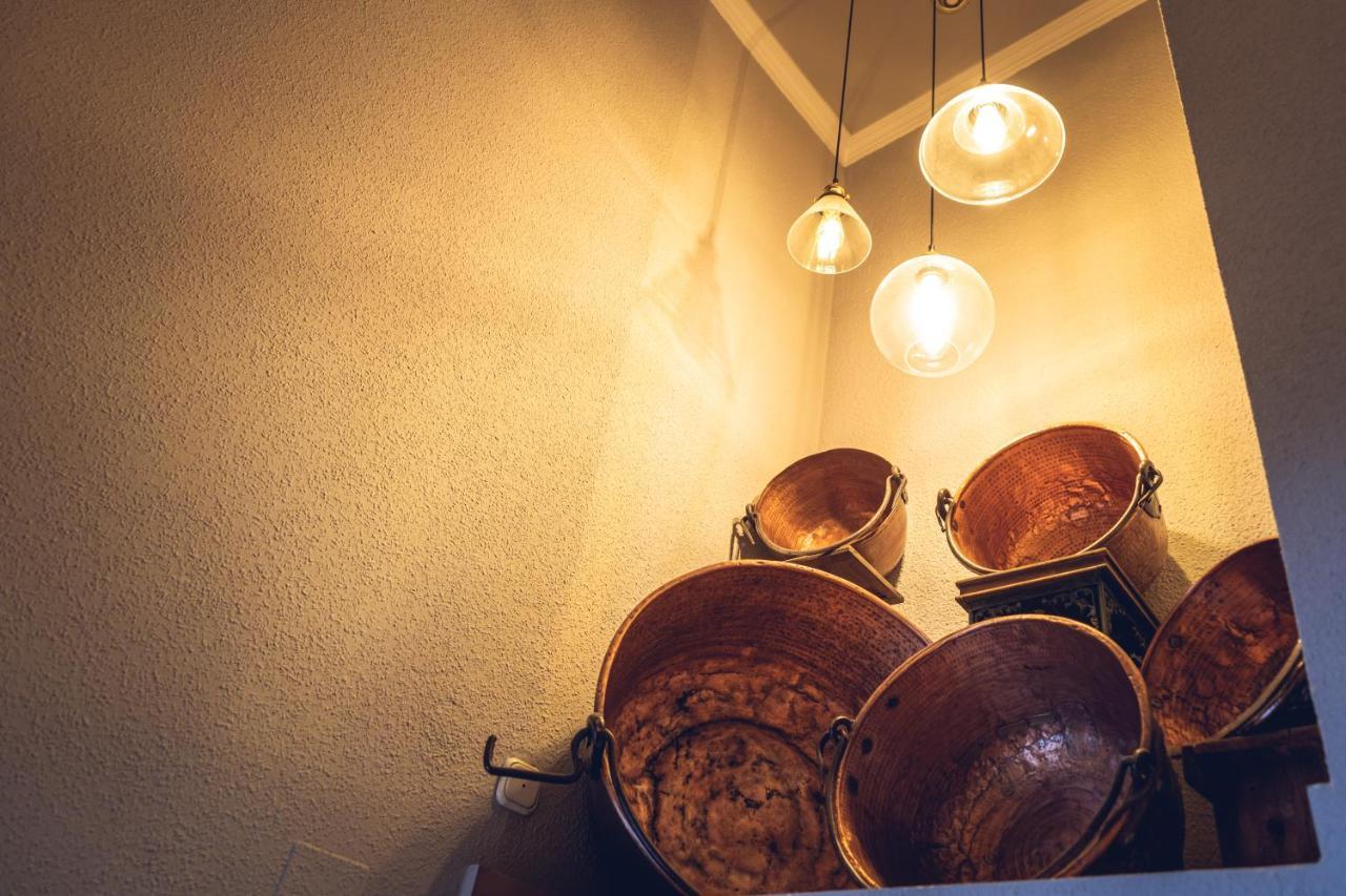 Hostal Los Castanuelos Candeleda Zewnętrze zdjęcie